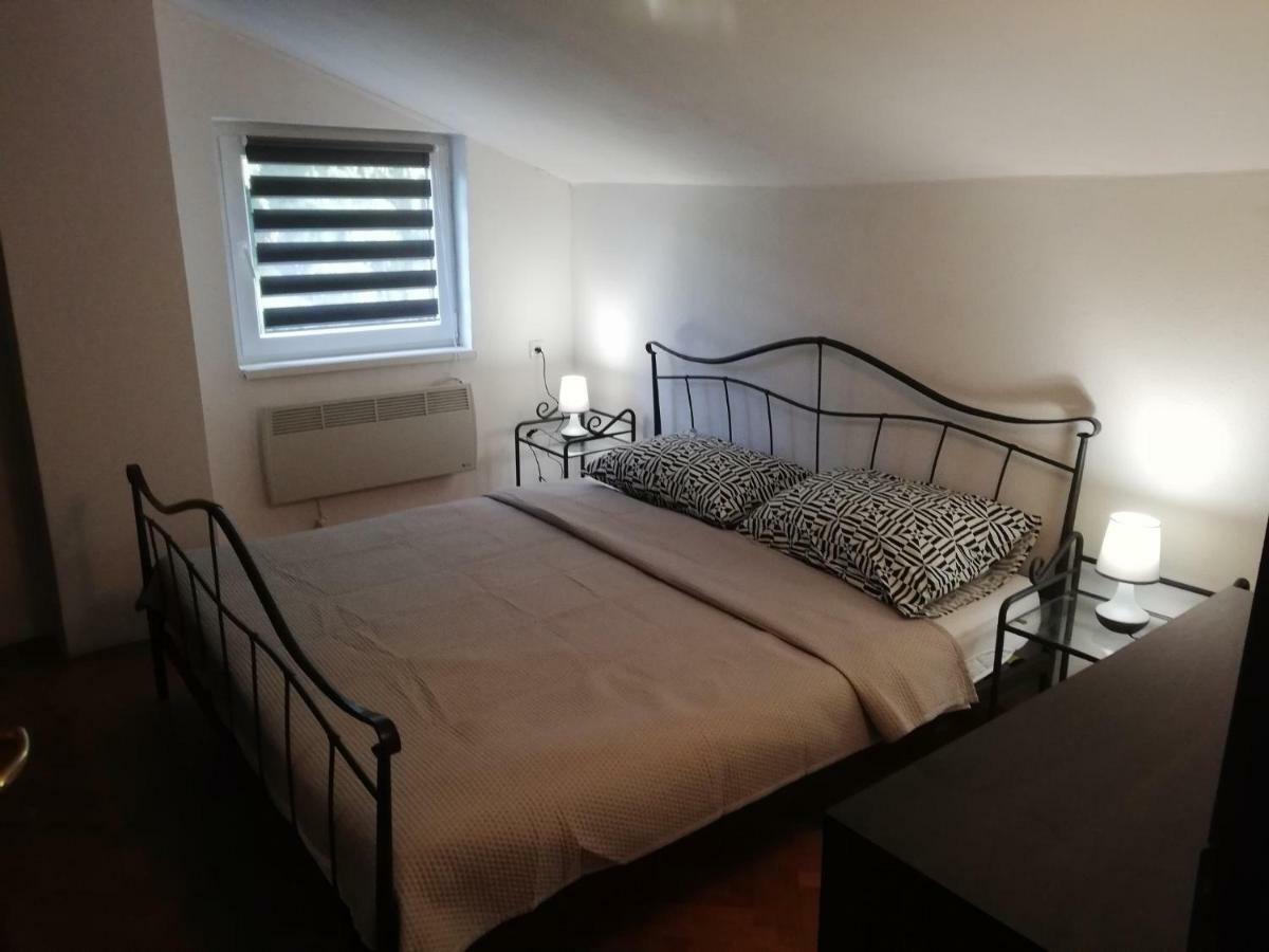 Penelope Apartment
